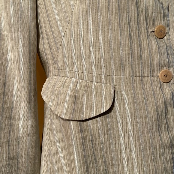 Vintage Giorgio Armani Jacket - Picture 4 of 9